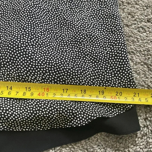 ALC Women's 8 Silk Black Sheer Lined Racerback‎ Tank Top White Tiny Dots Silk - Picture 12 of 12